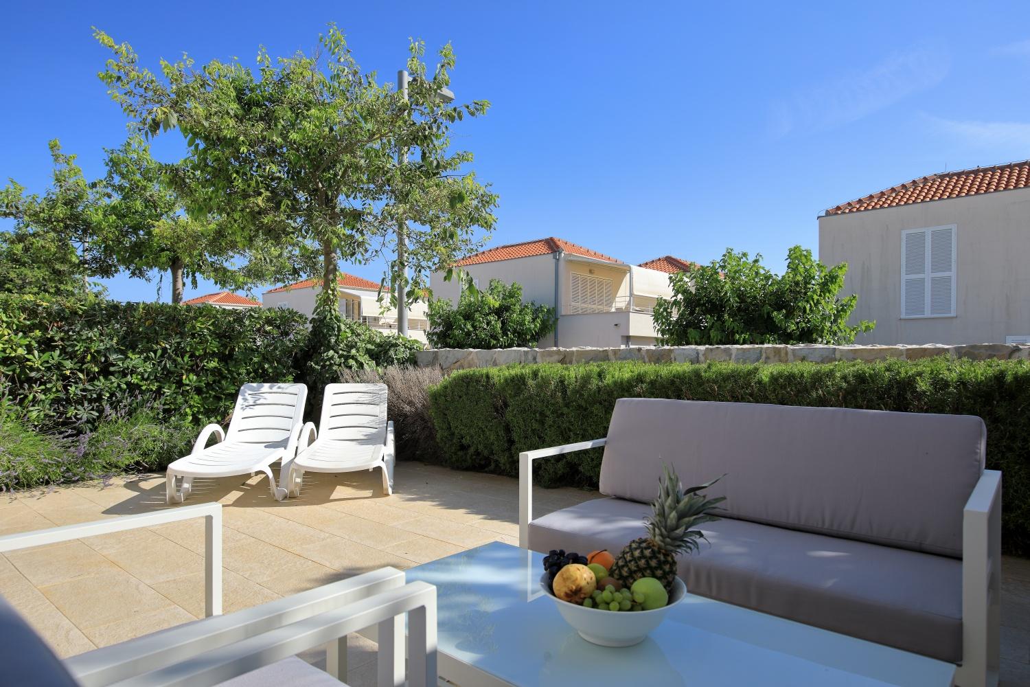 Sunnyside Apartments Resort Petrcane Exteriér fotografie