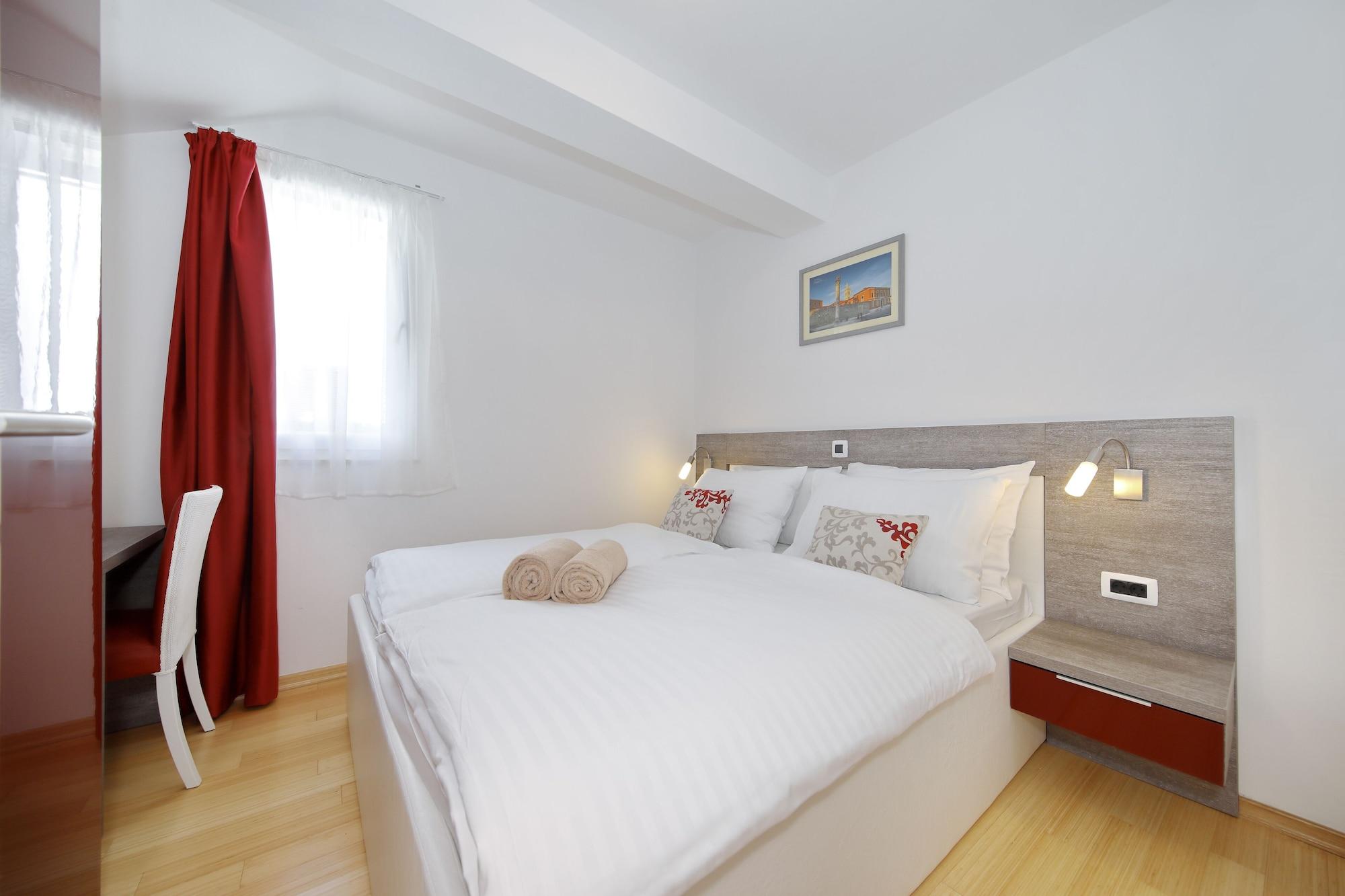 Sunnyside Apartments Resort Petrcane Exteriér fotografie