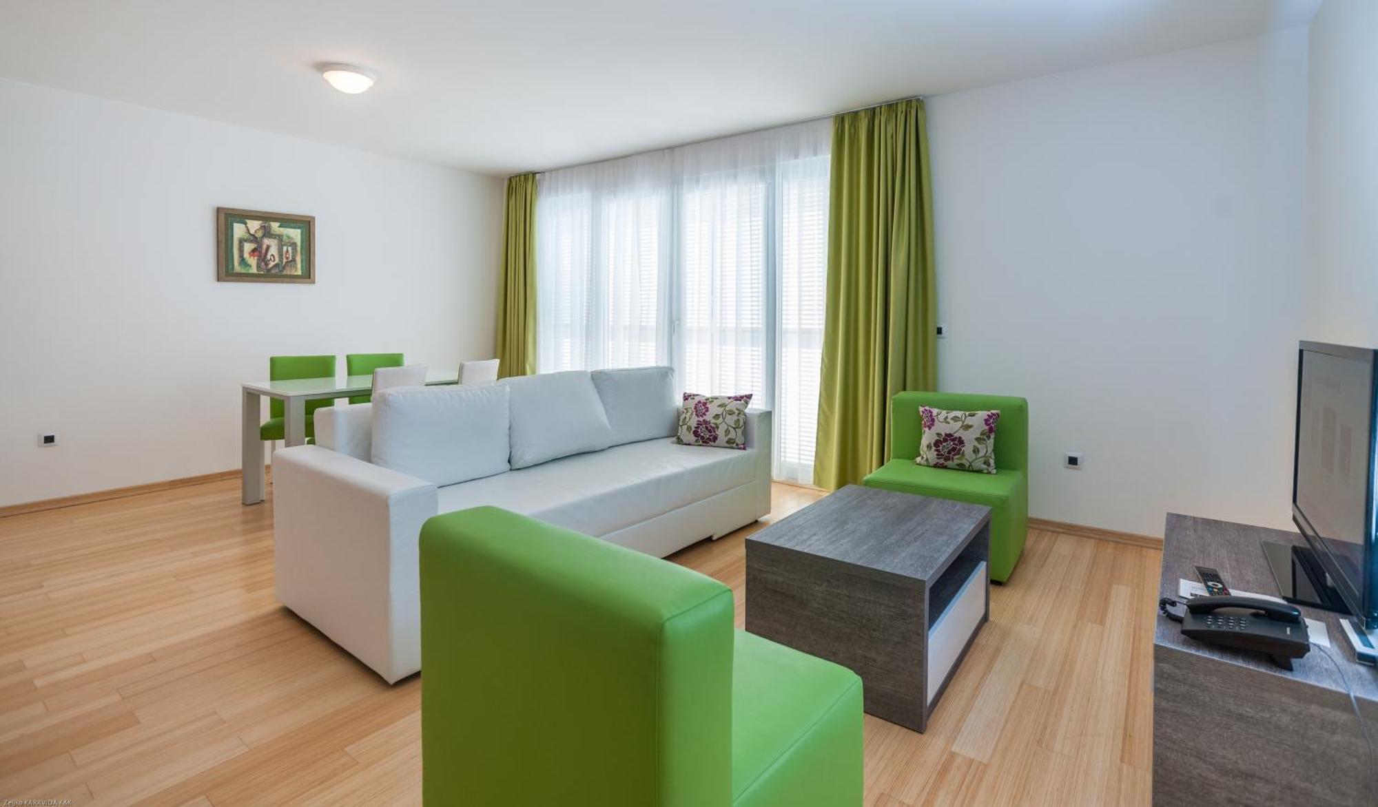 Sunnyside Apartments Resort Petrcane Exteriér fotografie